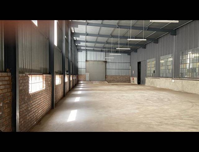 1,320M² WAREHOUSE FOR SALE IN RANDFONTEIN CENTRAL